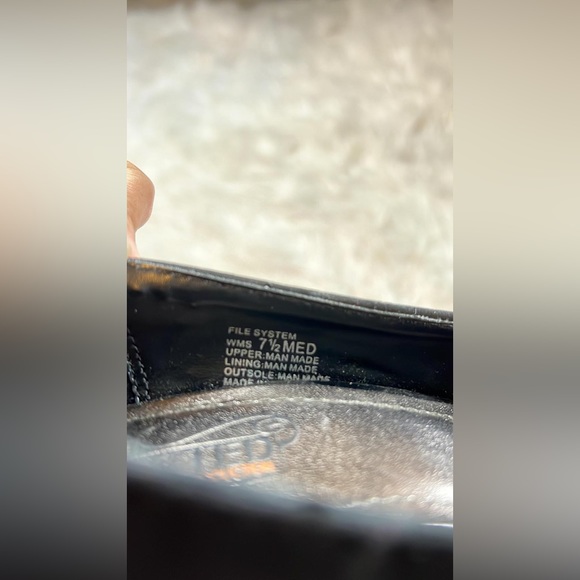 Kenneth Cole Unlisted FILE SYSTEM Pumps - Grey Black HEELS - Picture 4 of 10